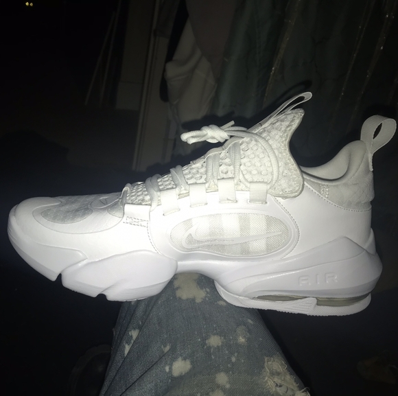 Air Max Alpha Savage 2  Nike Alpha Savage 2